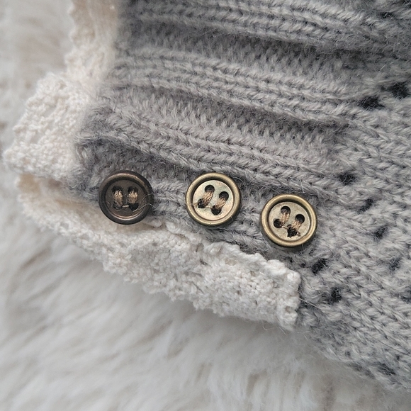 Boot Cuffs 2 prs Black & Gray, Ivory Lace & Bronze Buttons - Picture 4 of 6